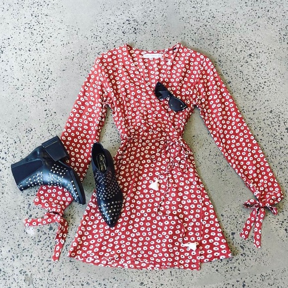 Faithfull the Brand Poppy Dress NWT - Picture 12 of 16